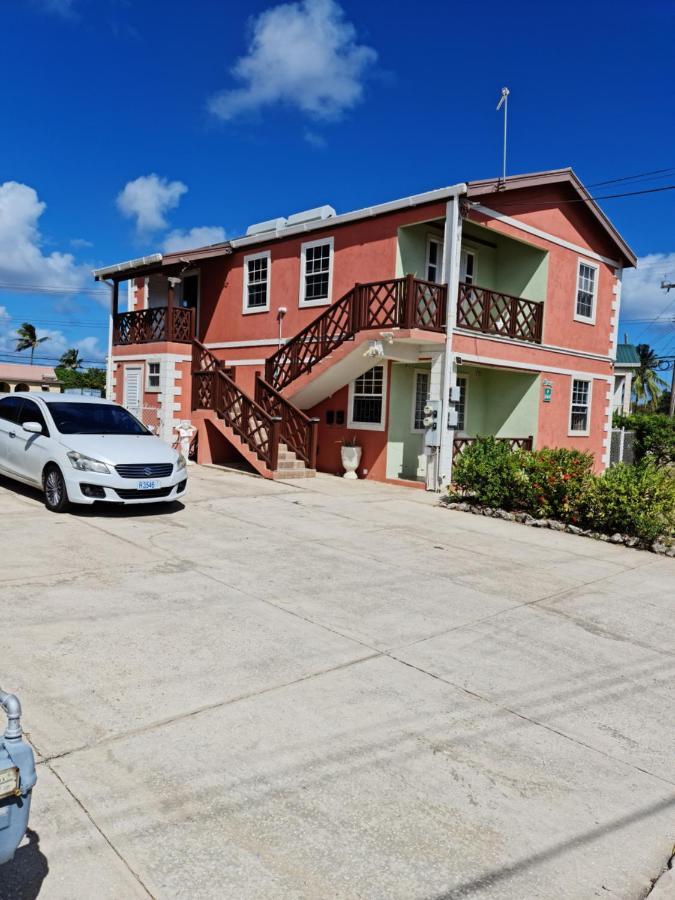 Breezy Apts Saint Philip Ngoại thất bức ảnh