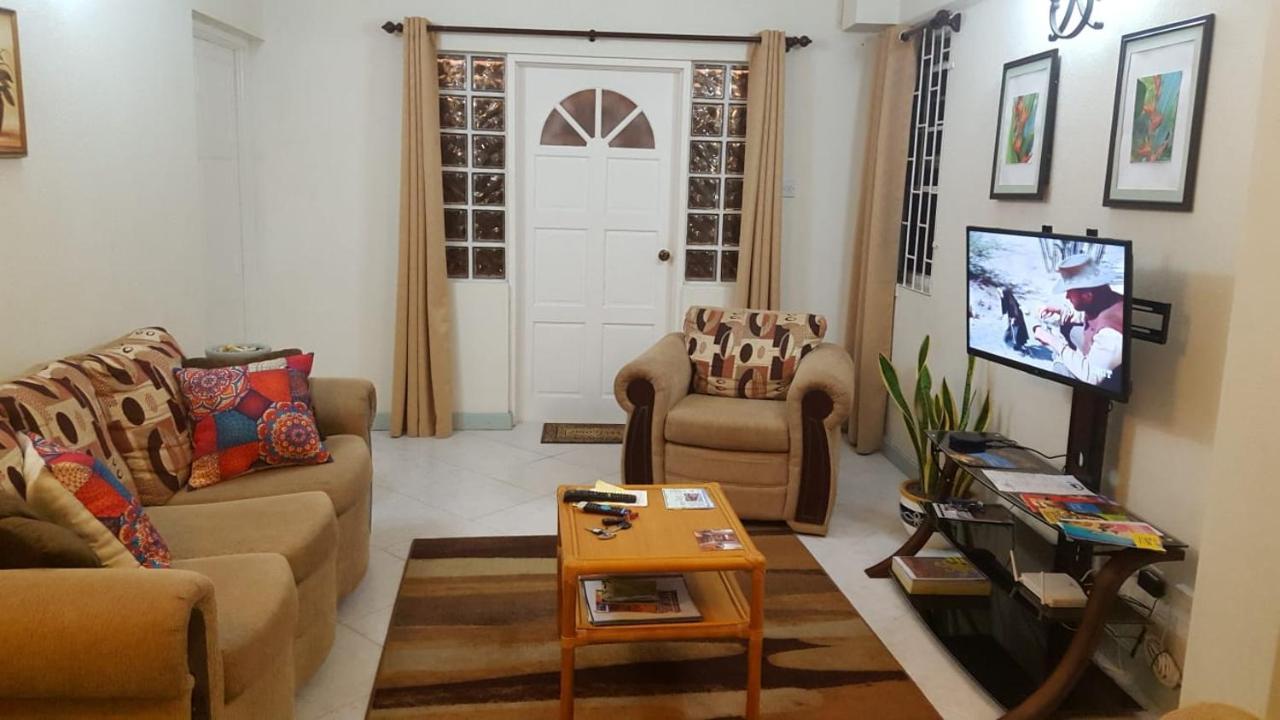 Breezy Apts Saint Philip Ngoại thất bức ảnh